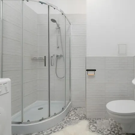 Cozy Mielczarskiego With Mezzanine In By Renters Apartment *