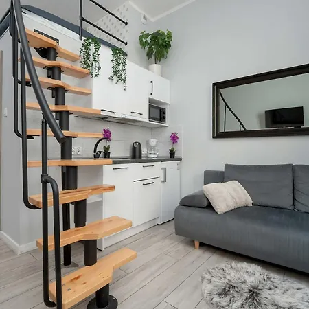 Cozy Mielczarskiego With Mezzanine In By Renters Apartment *