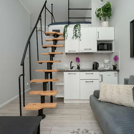 Apartment Cozy Mielczarskiego With Mezzanine In By Renters Lodz (Lodz)