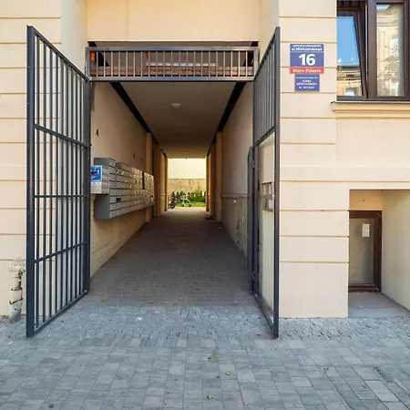 Cozy Mielczarskiego With Mezzanine In By Renters Apartment *